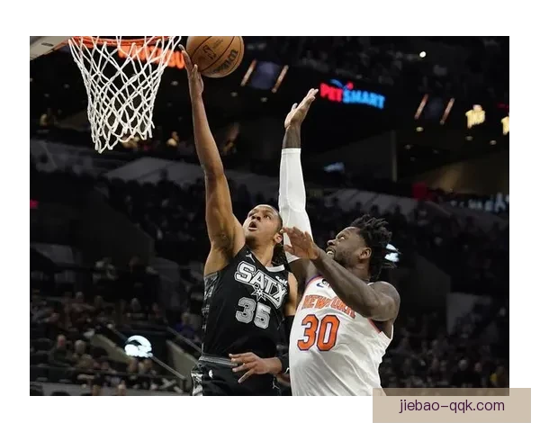 波士顿凯尔特人惜败圣安东尼奥马刺 五分差距无缘逆转